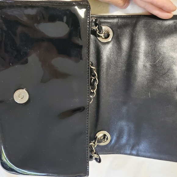 CHANEL PATENT LEATHER PURSE BAG SILVER BLACK 2013 - Picture 12 of 12